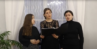 «Подарил Боженька» муз. и слова Е.Фроловой (исполняют Варвара Гудкова, Дарья Лунина, Мария Борунова)